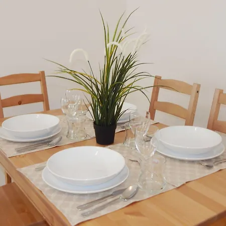 Garden Grape House דירה