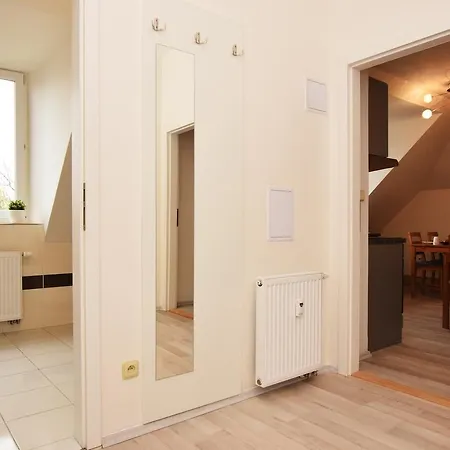 Garden Grape House Апартаменты Прага